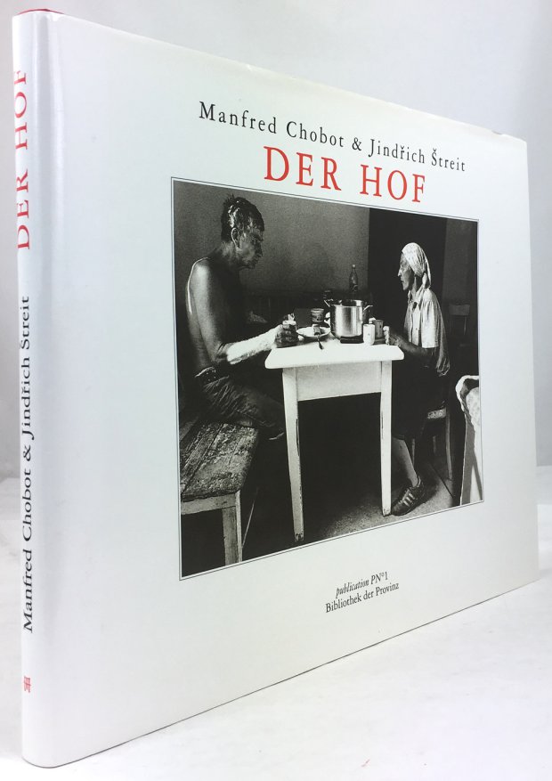 Abbildung von "Der Hof. Land - Bilder. Herausgegeben anläßlich der Ausstellung " Der Hof" im Niederösterreichischen Landesmuseum,..."
