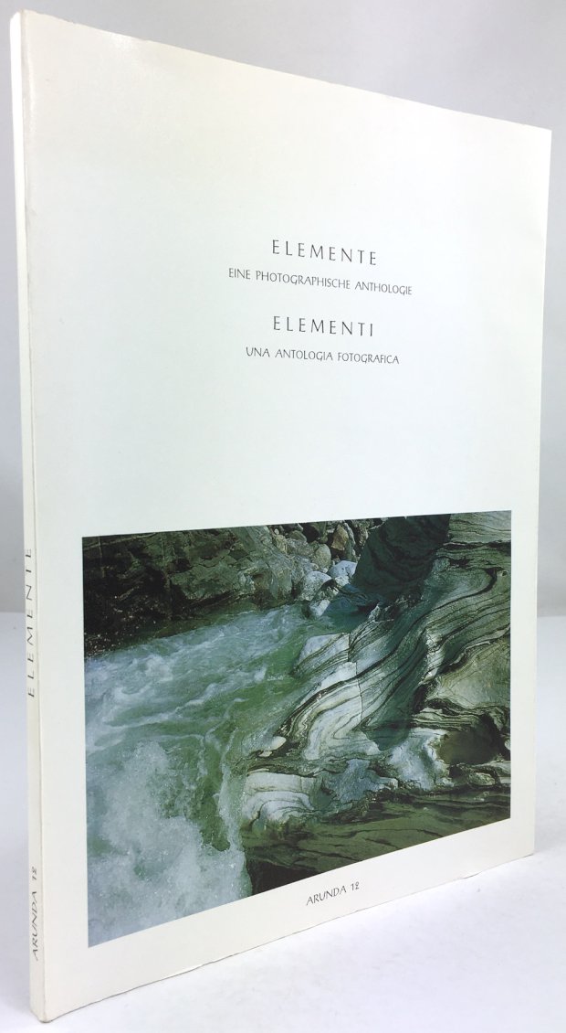 Abbildung von "Elemente. Eine photographische Anthologie / Elementi. Una Antologia Fotografica."