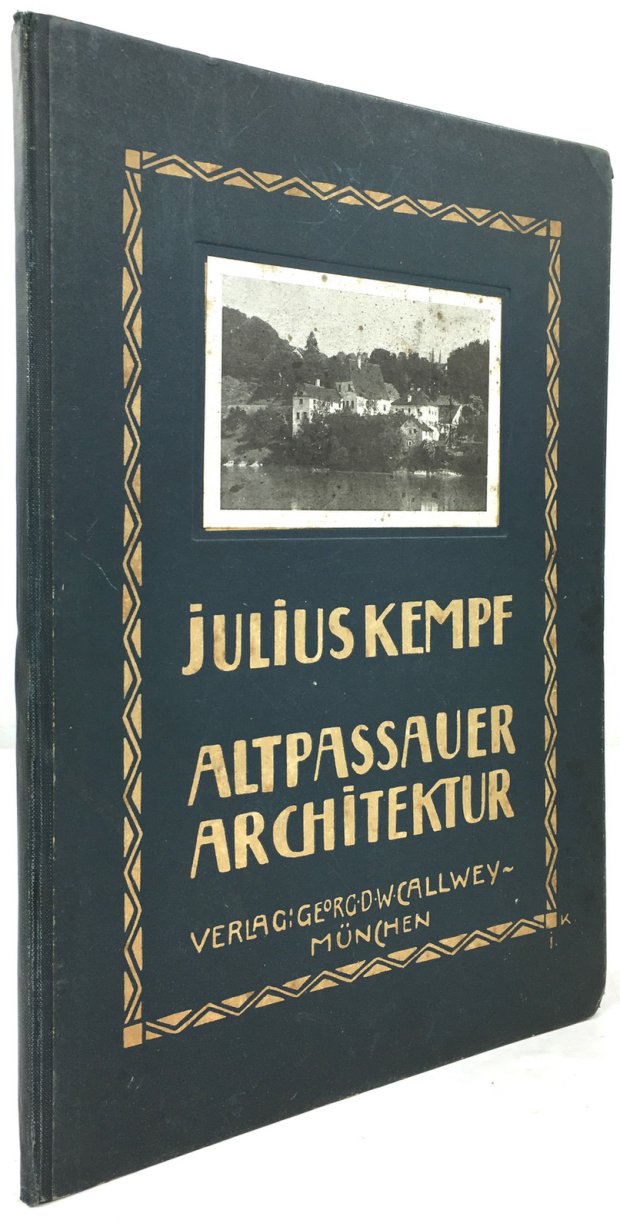 Abbildung von "Altpassauer Architektur. Eine Sammlung von photographischen Aufnahmen und maßstäblich wiedergegebenen Zeichnungen nebst einem auf die Baugeschichte bezüglichen Text..."