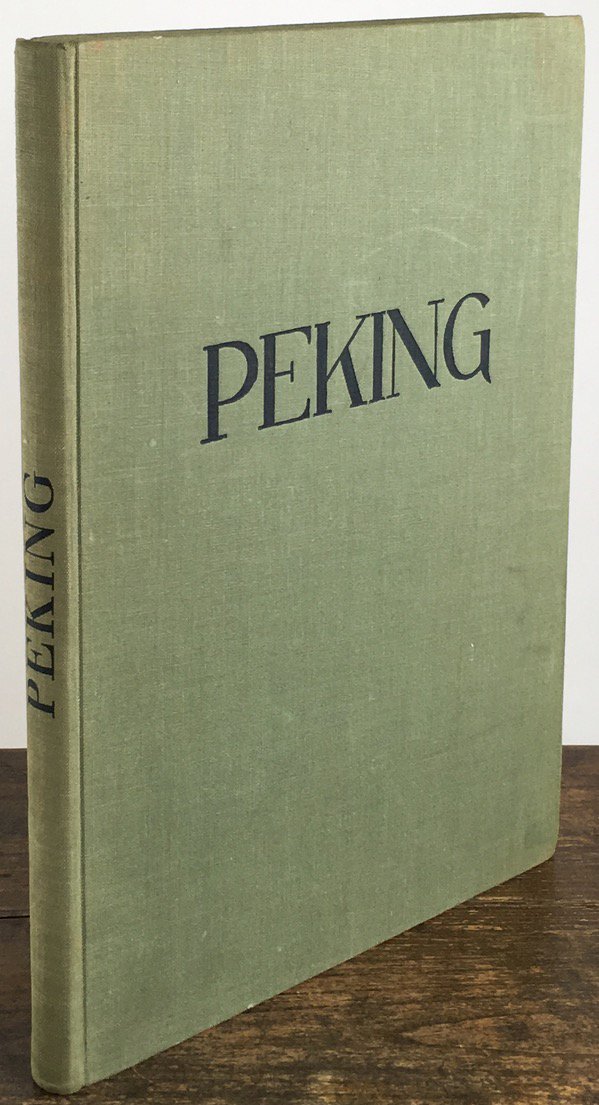 Abbildung von "Peking. Mit einem Geleitwort von Arthur Holitscher. (Bildunterschriften in deutscher,..."