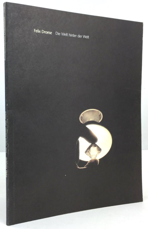 Abbildung von "Die Welt hinter der Welt. Der Grafenberg 1971/72. Der Container Hamburg - Zuerich Vorwaerts 6.12.1985. Katalog zur Ausstellung im Kunstmuseum Düsseldorf,..."