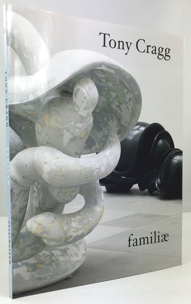 Abbildung von "Tony Cragg : familiae. (Katalog zur Ausstellung in : neues museum..."
