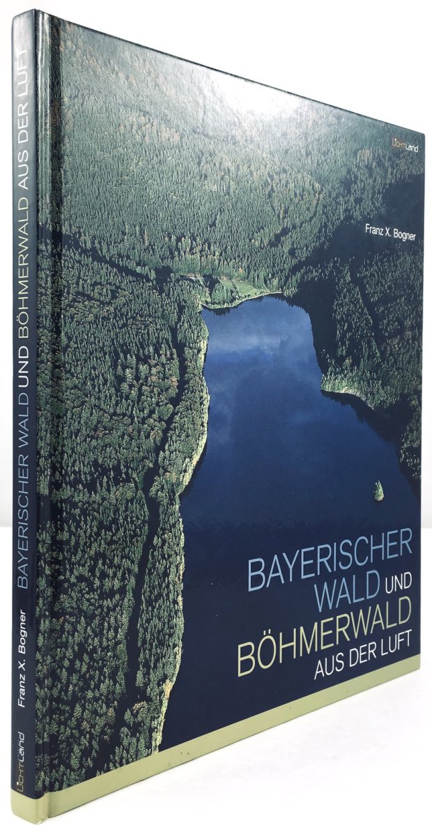 Abbildung von "Bayerischer Wald und Böhmerwald aus der Luft."