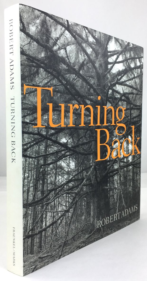 Abbildung von "Turning Back. A Photographic Journal of Re-exploration."