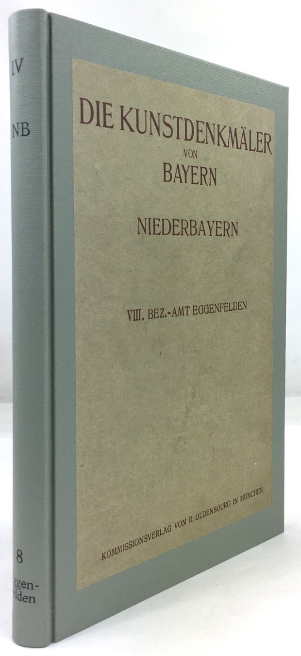 Abbildung von "Bezirksamt Eggenfelden. Mit einer historischen Einleitung von Joseph Sturm. Mit zeichnerischen Aufnahmen von Kurt M&uuml;llerklein..."