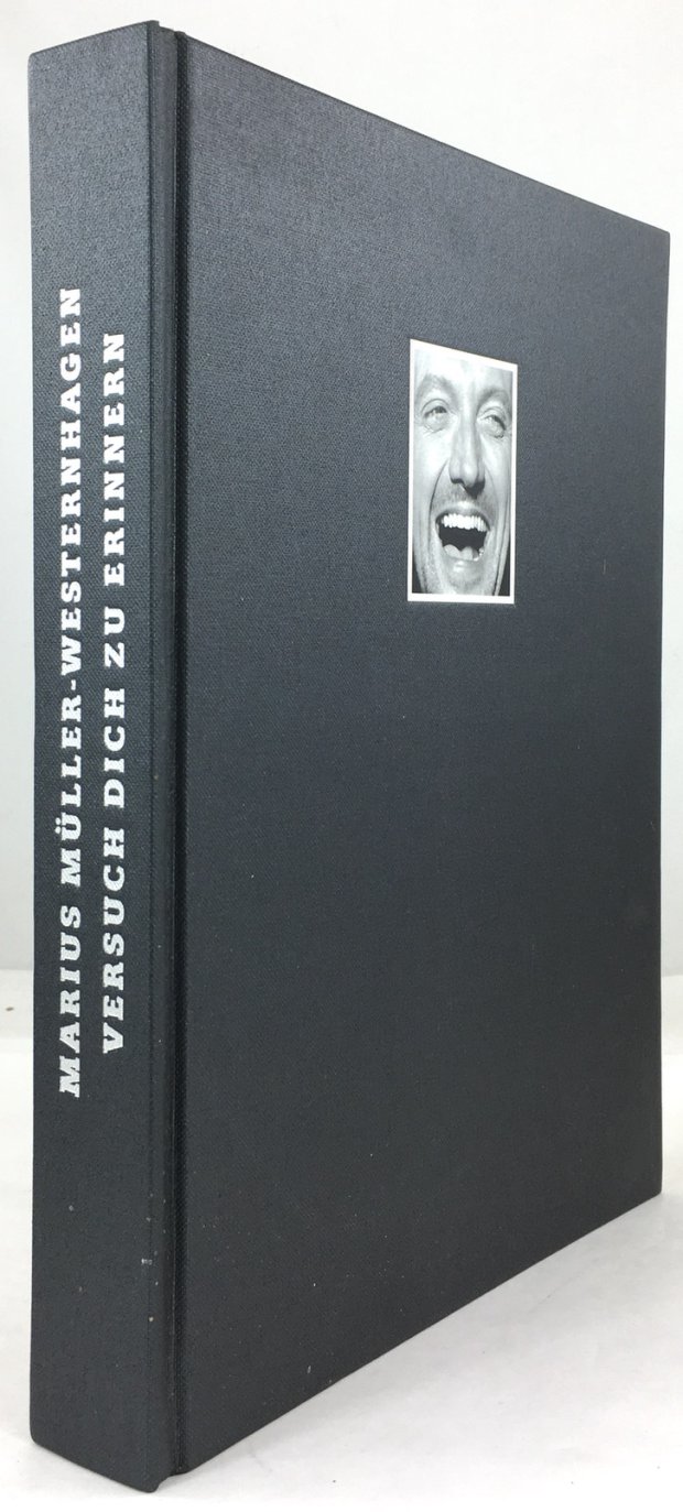 Abbildung von "Marius M&uuml;ller-Westernhagen. Versuch dich zu erinnern. Fotografiert von Dieter Eikelpoth."
