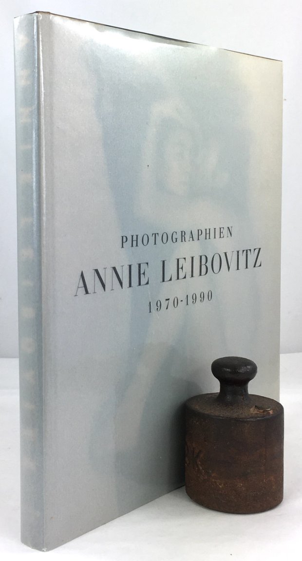 Abbildung von "Photographien. 1970 - 1990. Aus dem Amerikanischen &uuml;bertragen von Dirk von Gunsleren."