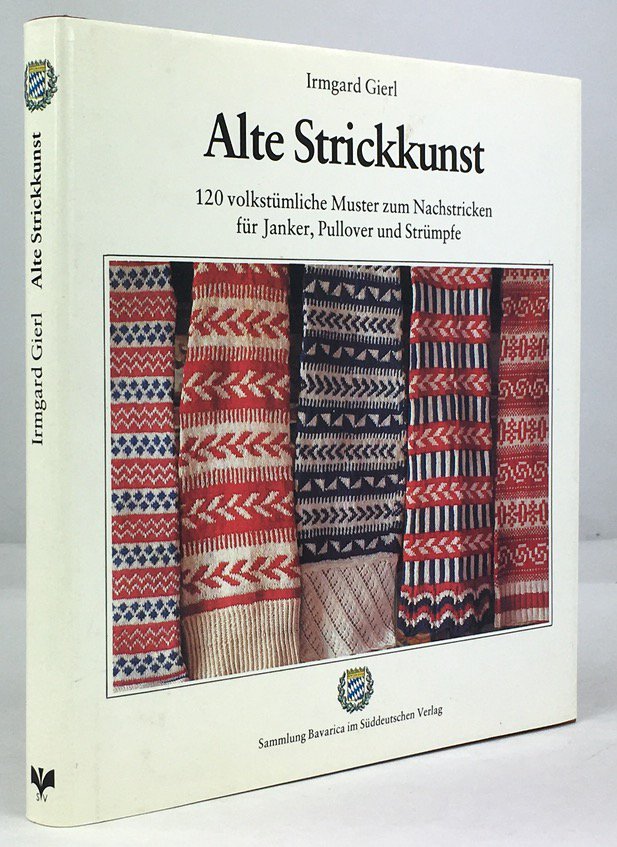 Abbildung von "Alte Strickkunst. 120 volkst&uuml;mliche Muster zum Nachstricken f&uuml;r Janker, Pullover und Str&uuml;mpfe..."