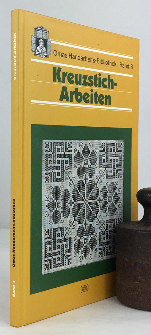 Abbildung von "Kreuzstich-Arbeiten. Mit 176 Abbildungen und 4 doppelseitigen Musterbogen. (Reprint nach dem Original von 1921)."