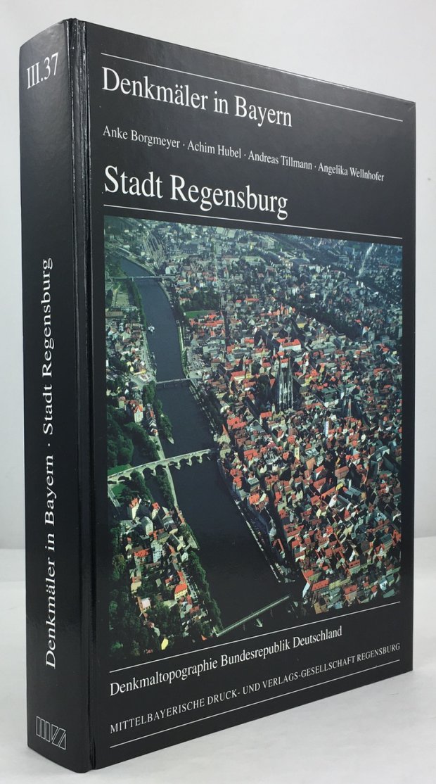 Abbildung von "Stadt Regensburg. Ensembles - Baudenkm&auml;ler - Arch&auml;ologische Denkm&auml;ler. Aufnahmen von Peter Ferstl und Diter Komma mit Beitr&auml;gen von Lutz-Michael Dallmeier,..."