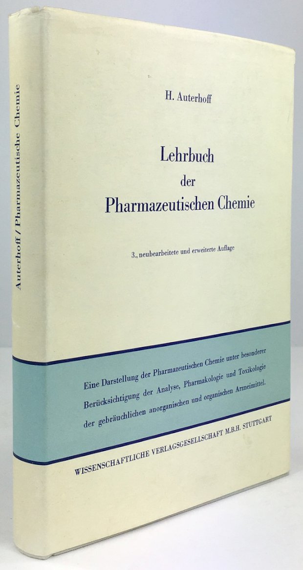 Abbildung von "Lehrbuch der pharmazeutischen Chemie. Mitbearbeitet von Joachim Knabe. 3., neubearbeitete und erweiterte Auflage."
